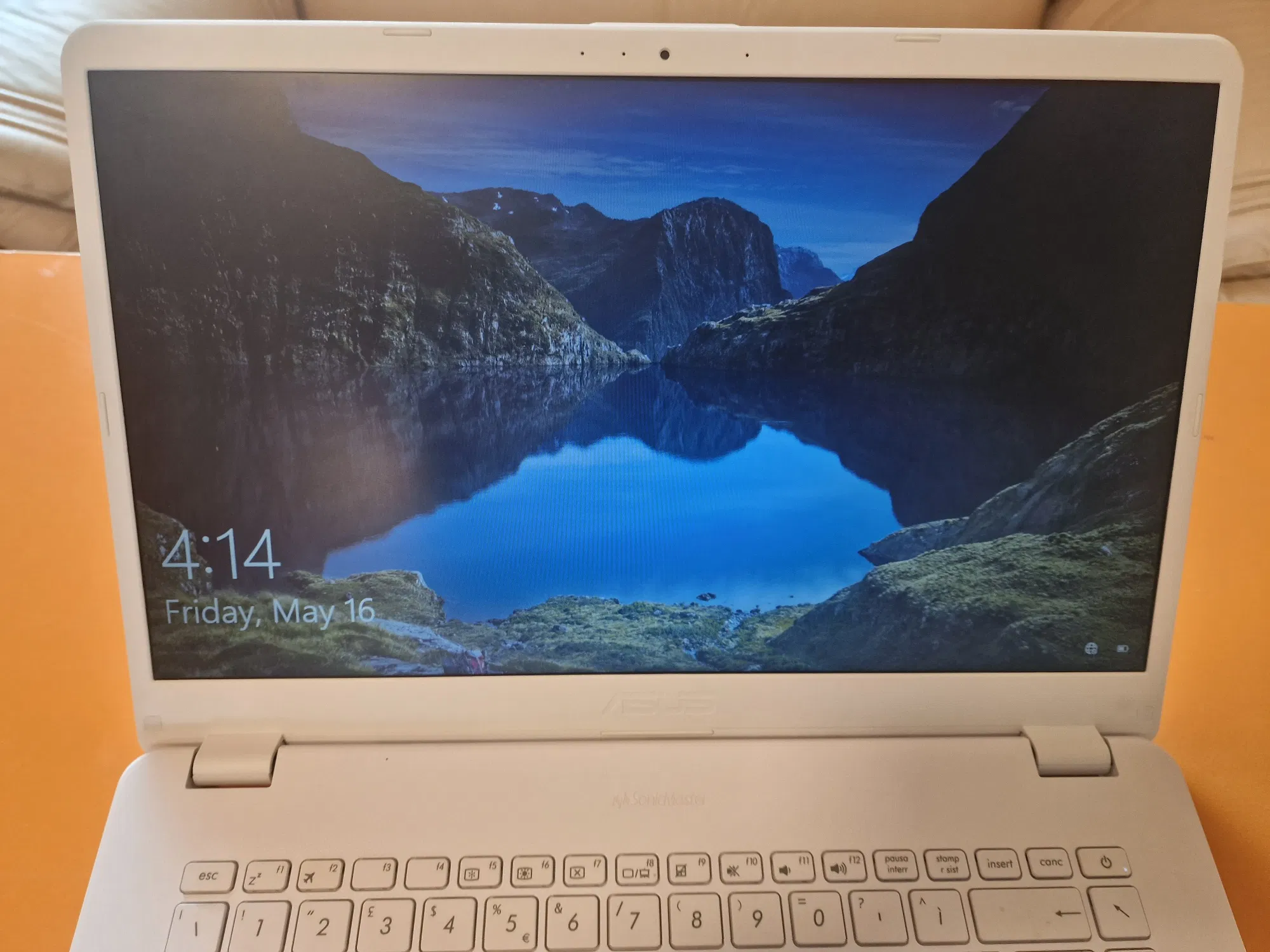 Laptop Asus Vivobook Amd A9-9425, 3.10 Ghz, 8Gb ram, 1TB, 15.6 " White - imagine 5