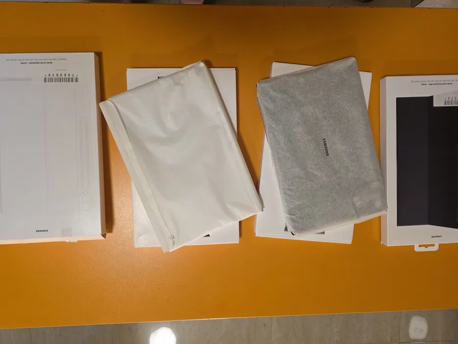 Husa Book Cover Keyboard Samsung S10 Plus/S9Plus/S9FE Plus open box - imagine 3