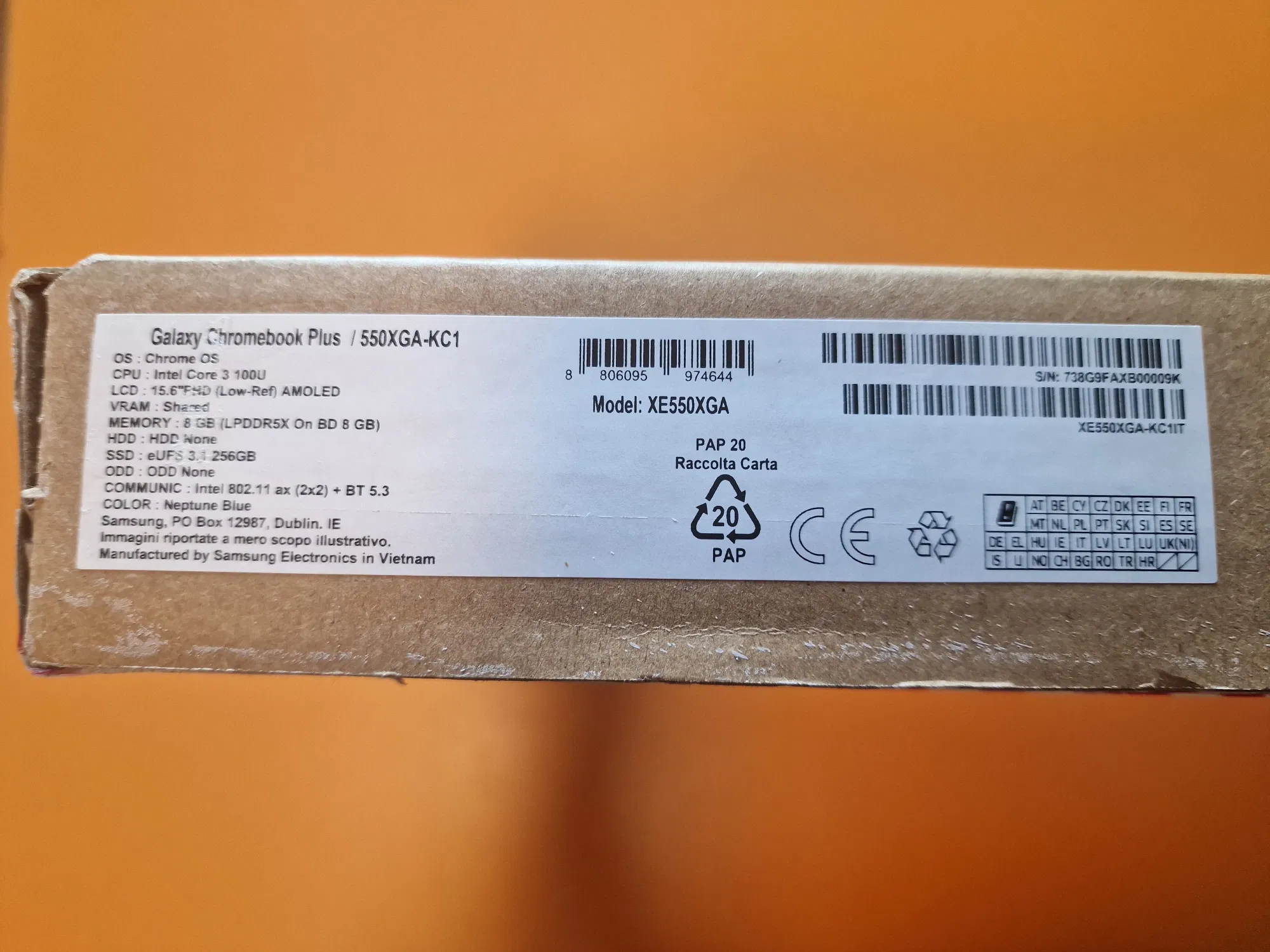 Notebook Samsung XE550XGA KC1IT 15.6" i3-12100/8GB/256GB SSD Chrome Nou - imagine 3