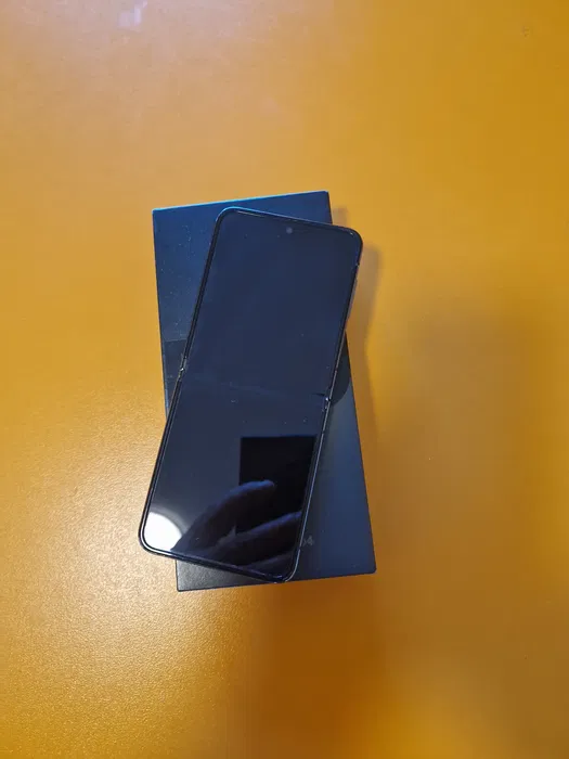 Samsung Flip5 512gb 5G, Graphite stare buna factura garantie bonus